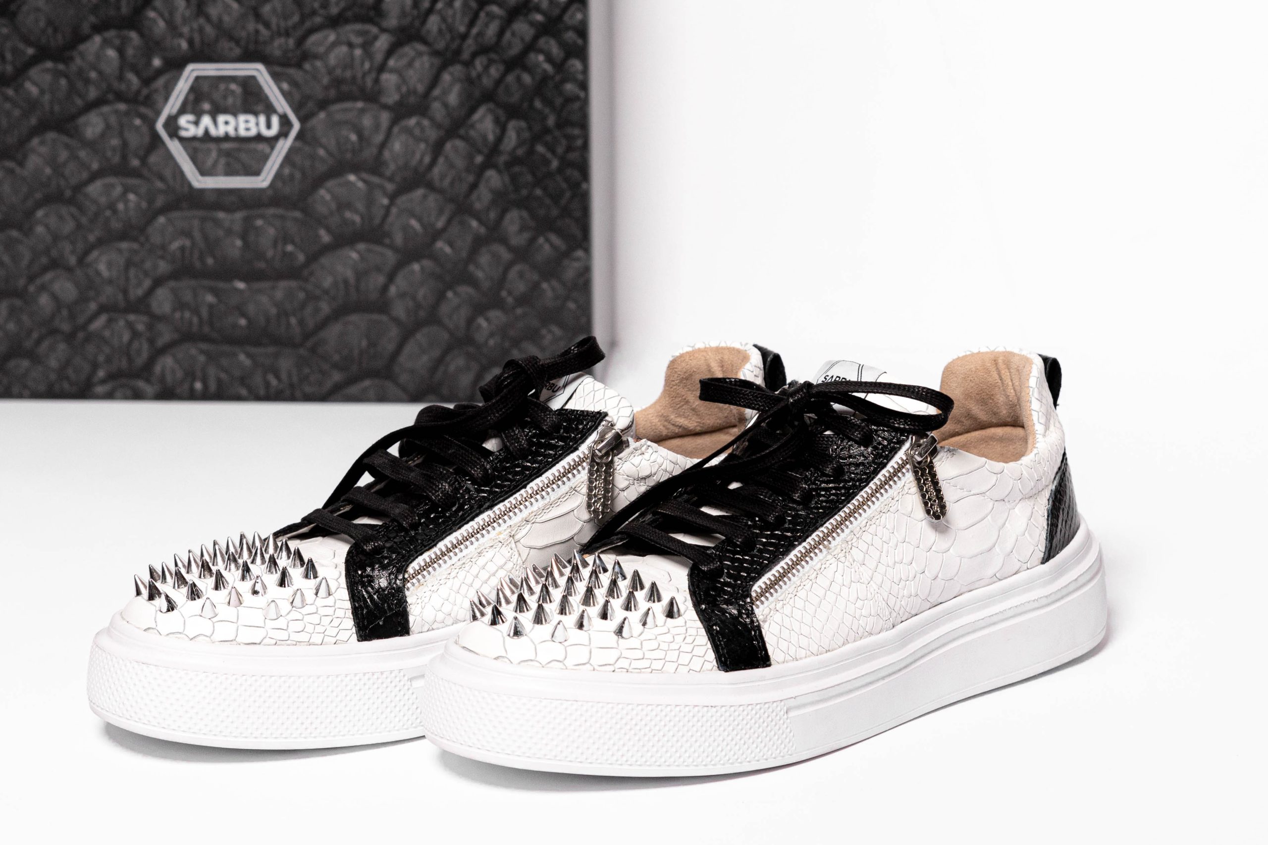 Low sneakers JF103/05