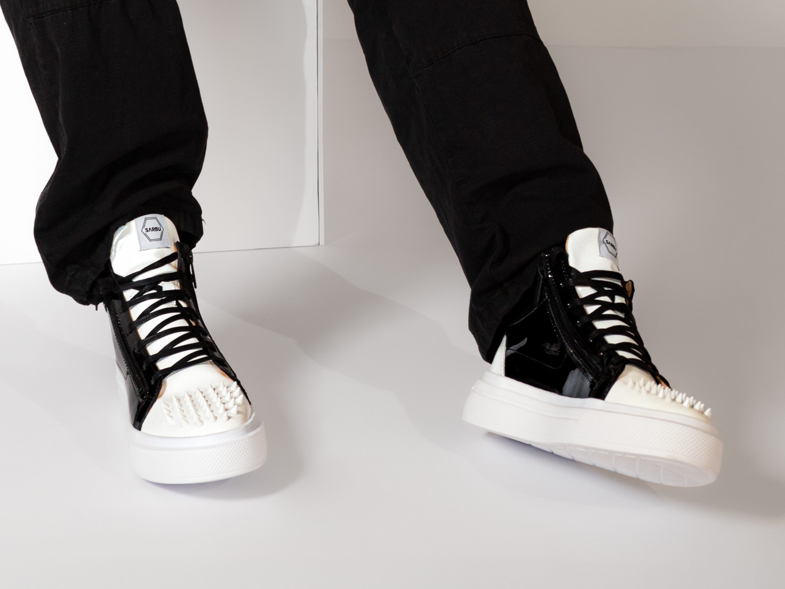 High-top sneakers IF103/19