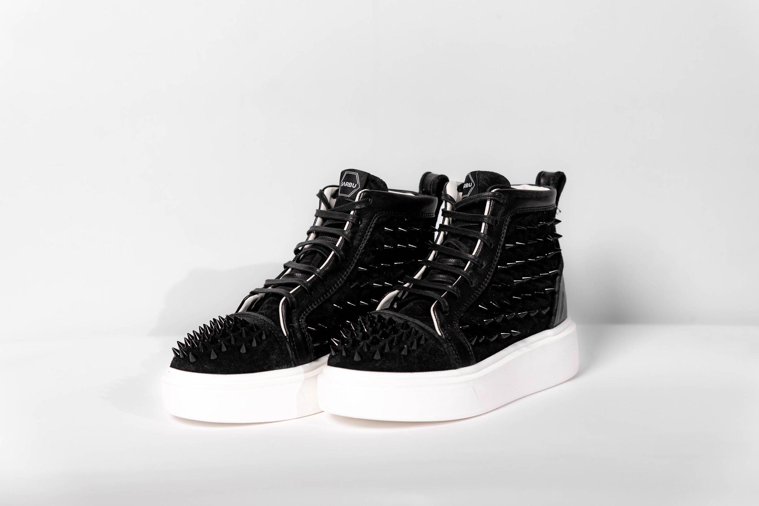 High-top sneakers IFF101-01
