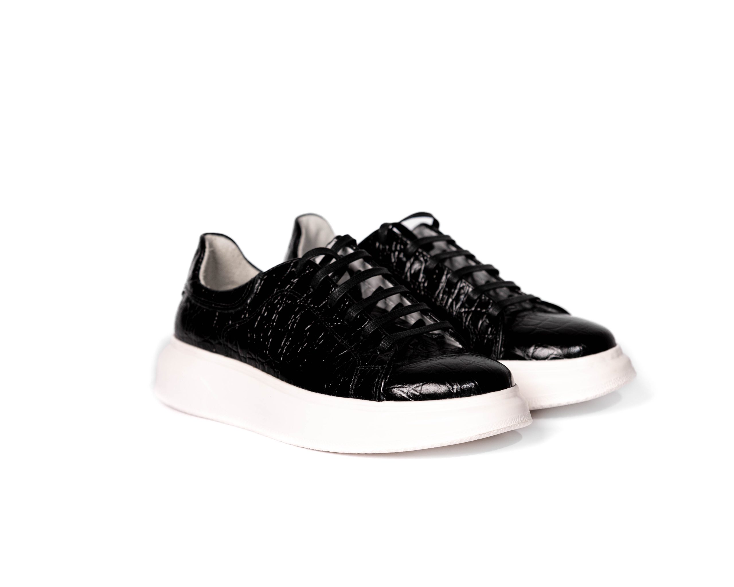 Low sneakers AM100-05